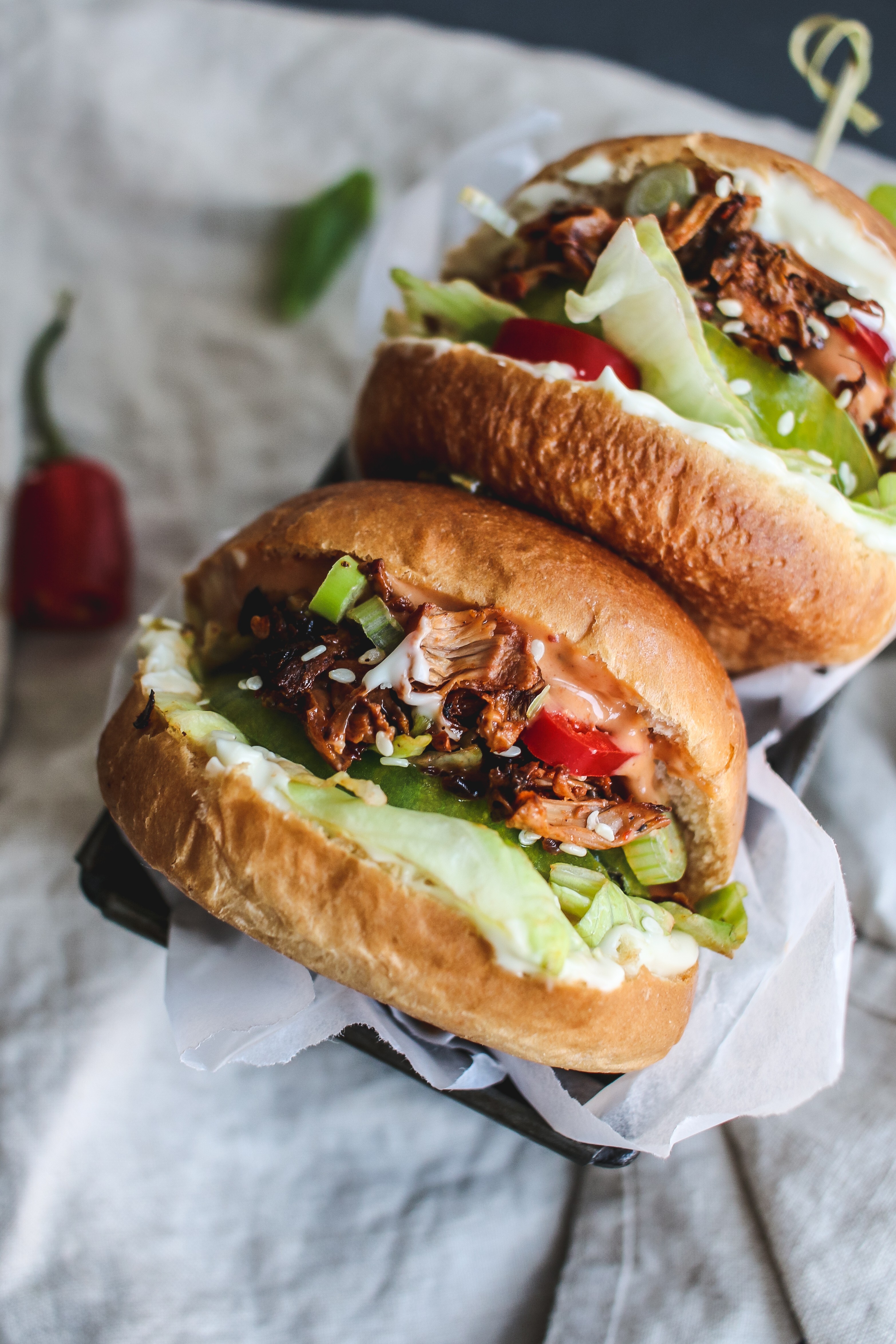 vegan jackfruit burger