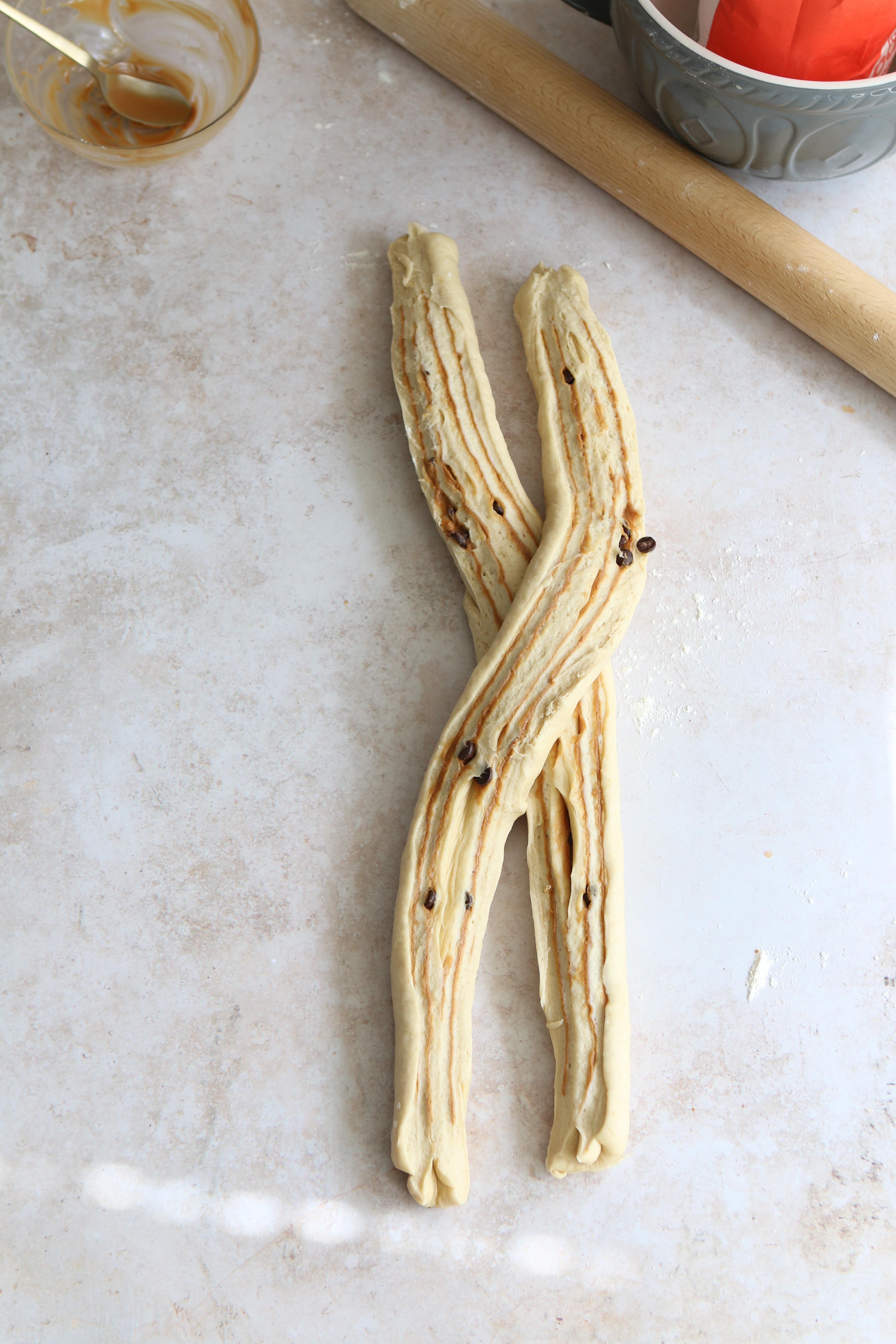 chocolate & cinnamon babka vegan