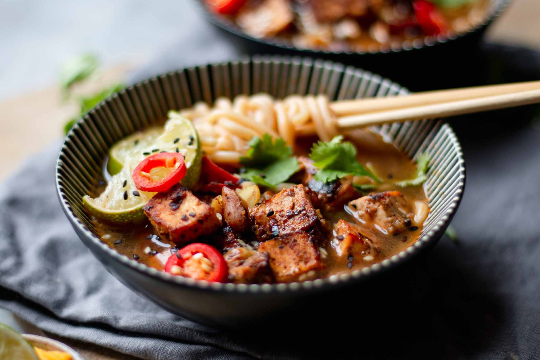 chilli peanut tofu ramen vegan