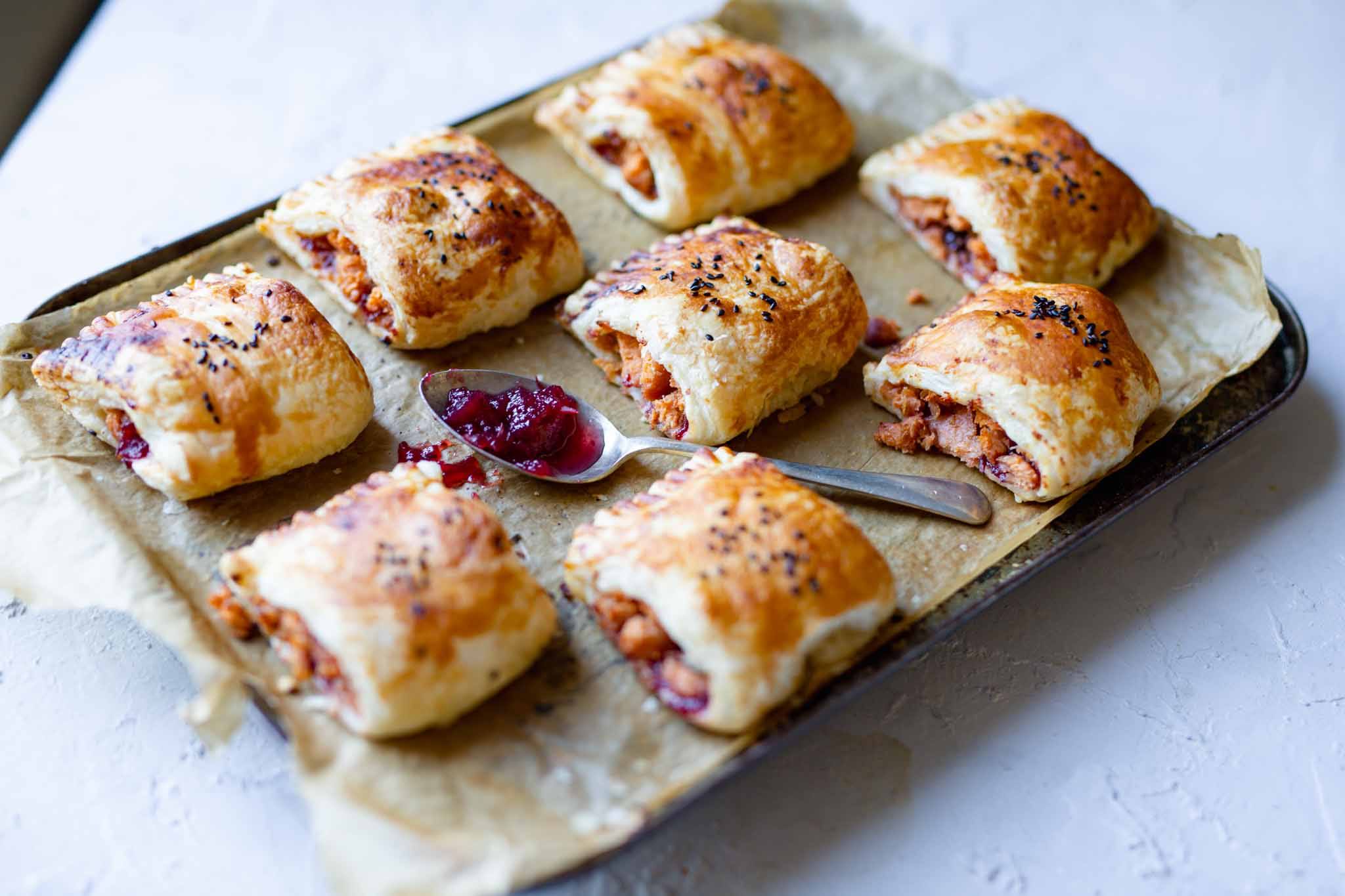 Featured image of post Mary Berry Shortcrust Pastry Sausage Rolls Tip the flour into a bowl and rub in the butter with your fingertips