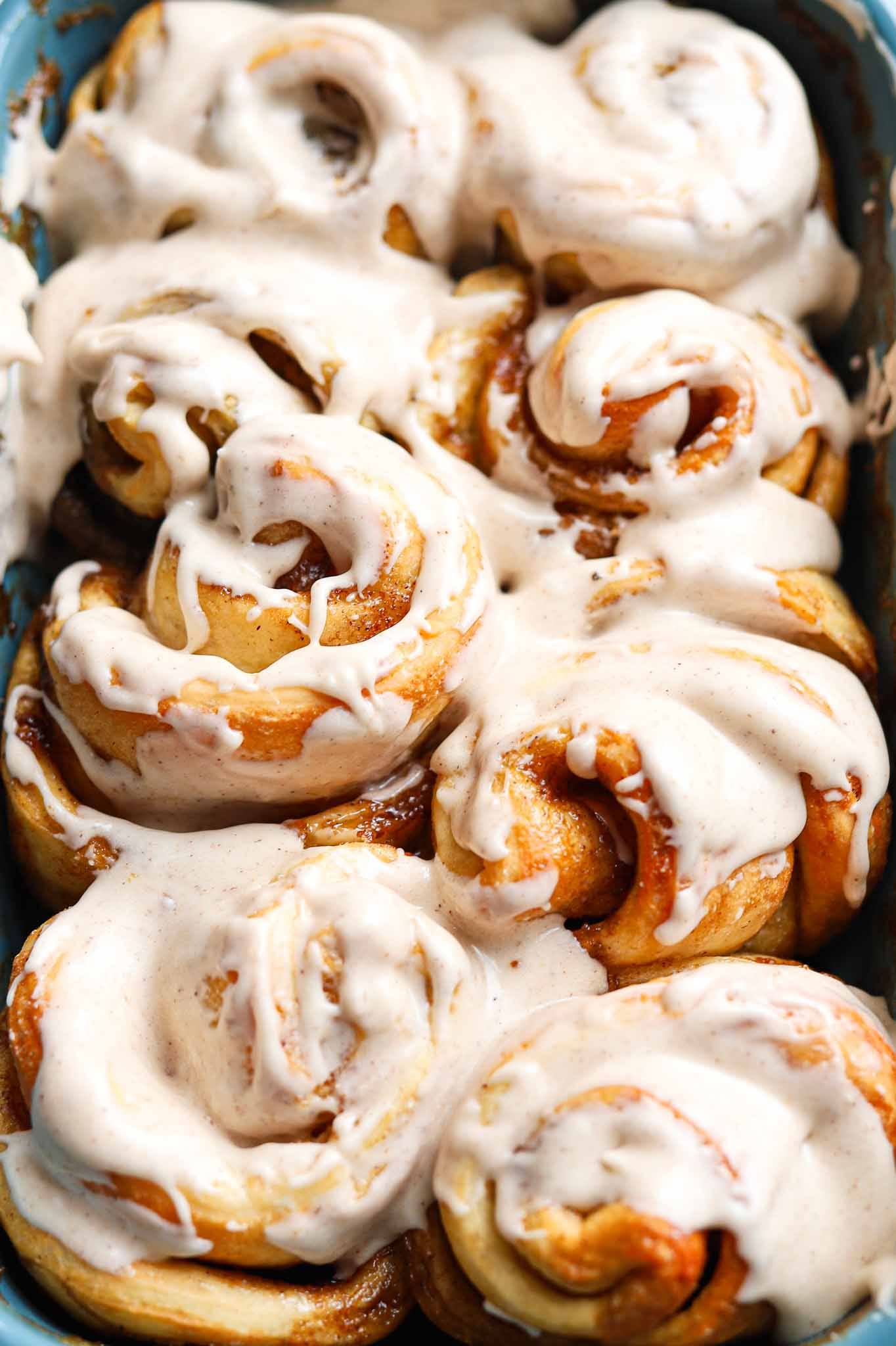 tahini and date cinnamon buns