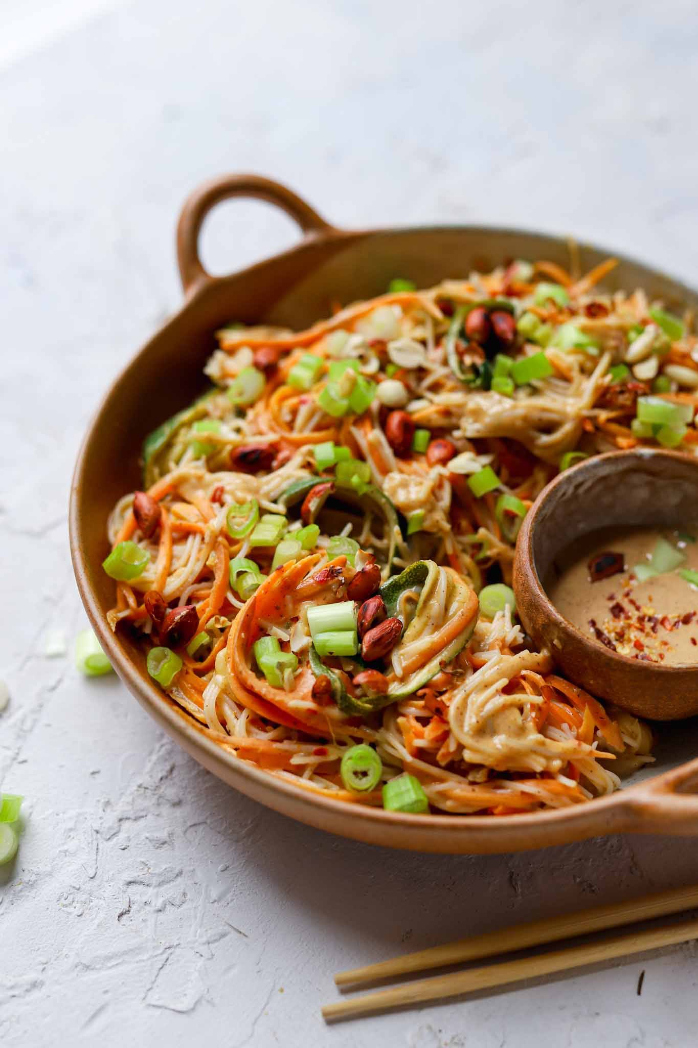 vegetable noodles and peanut dressing