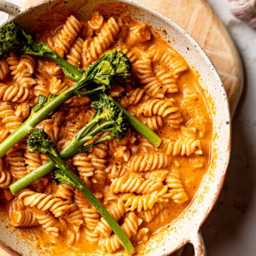 roasted pepper and garlic pasta