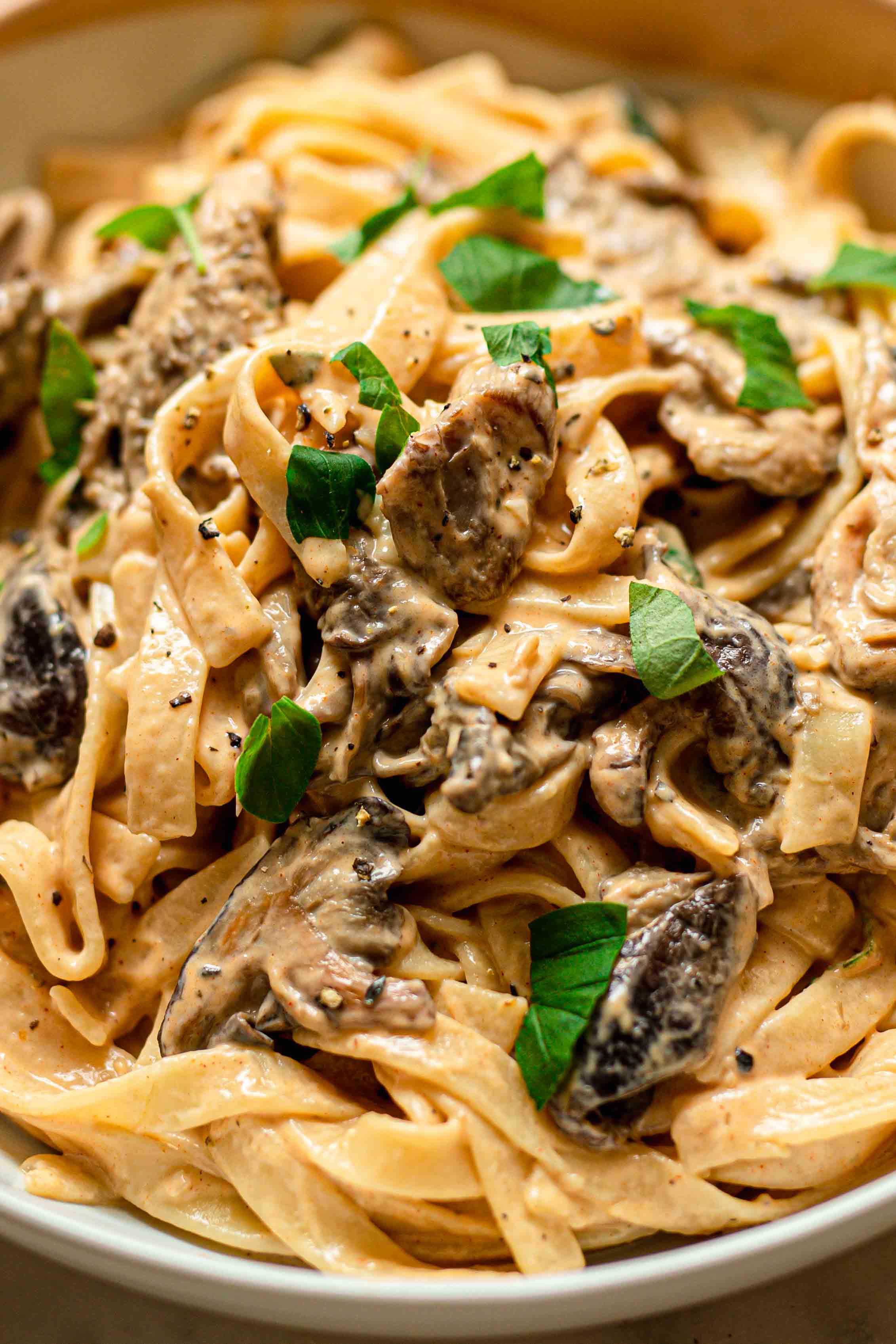 creamy mushroom vegan tagliatelle