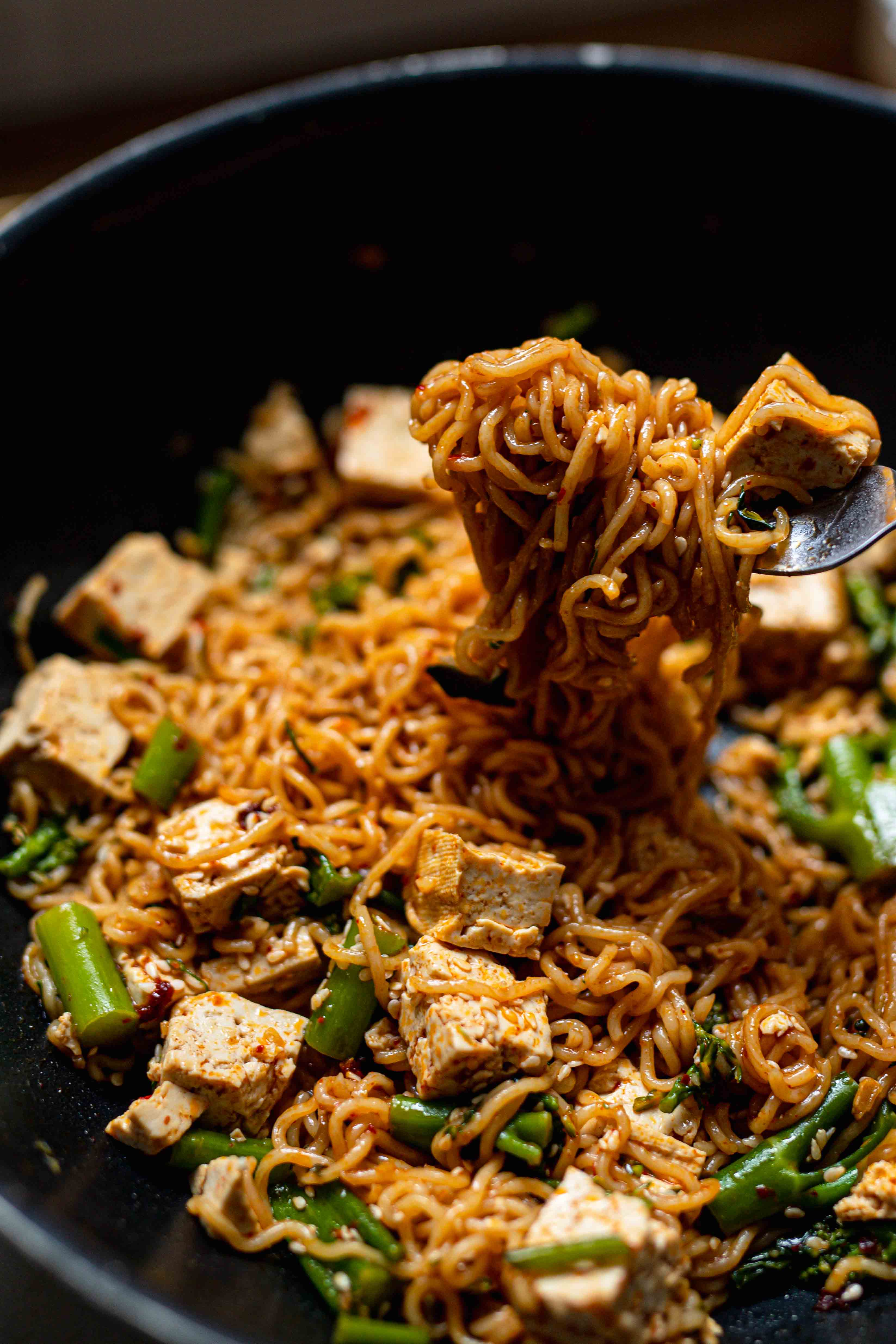 5 Minute Gochujang And Peanut Butter Noodles Lucy And Lentils