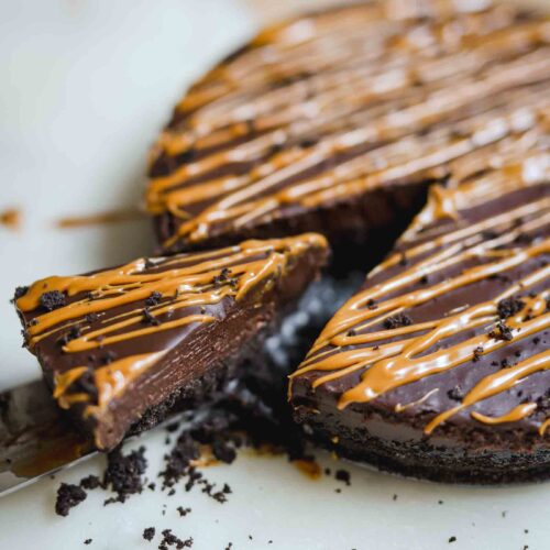 5 Ingredient Vegan Chocolate Tart