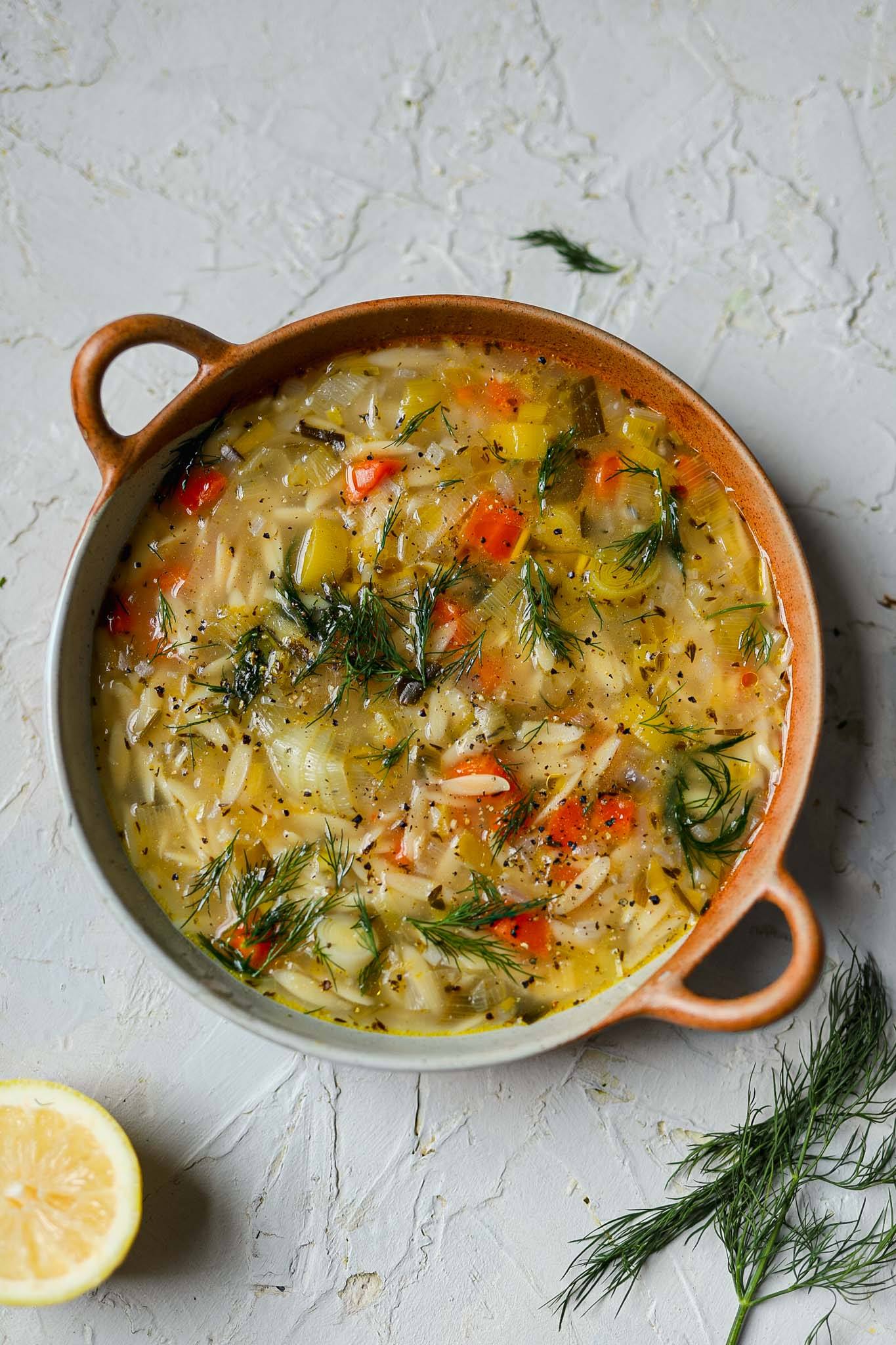 vegan dill leek and orzo soup