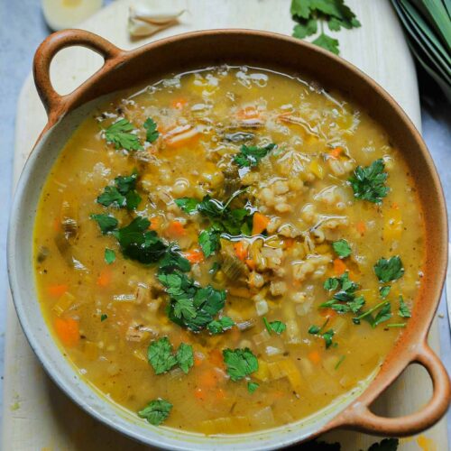 pearl barley vegan soup with leeks