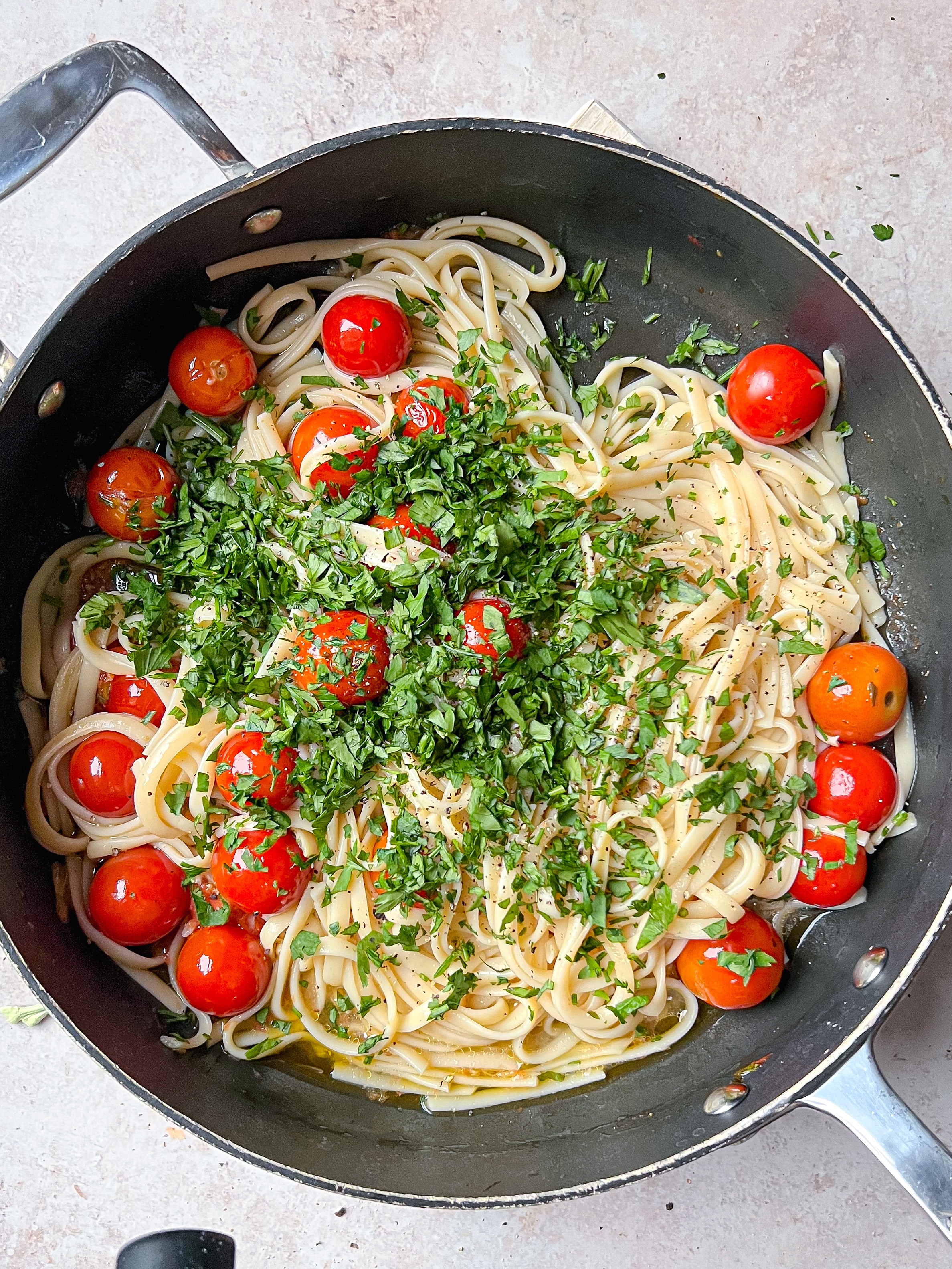 5 ingredients garlic spaghetti