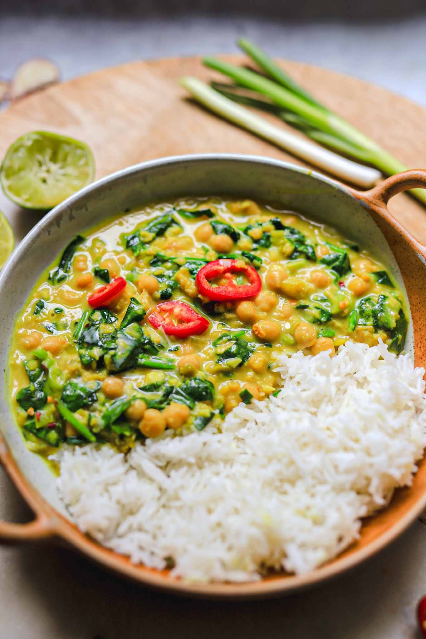 spinach and chickpea vegan curry recipe