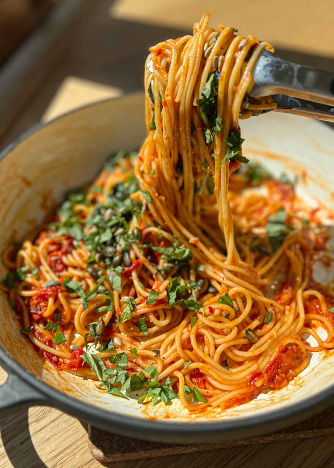 roasted tomato and garlic pasta recipe vegan